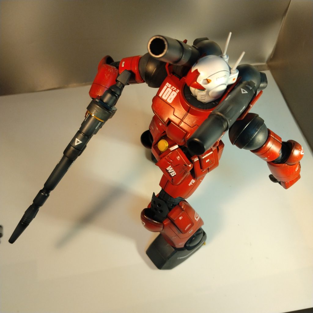 毎回なのですが!ガンキャノンの赤をどう表現するか!悩みます!(笑)