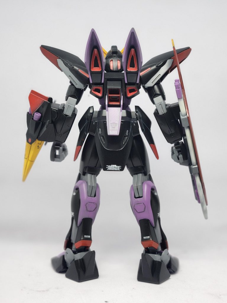 後ろ。細かい塗り分けが多いのでマスキングの練習にもなりました💦