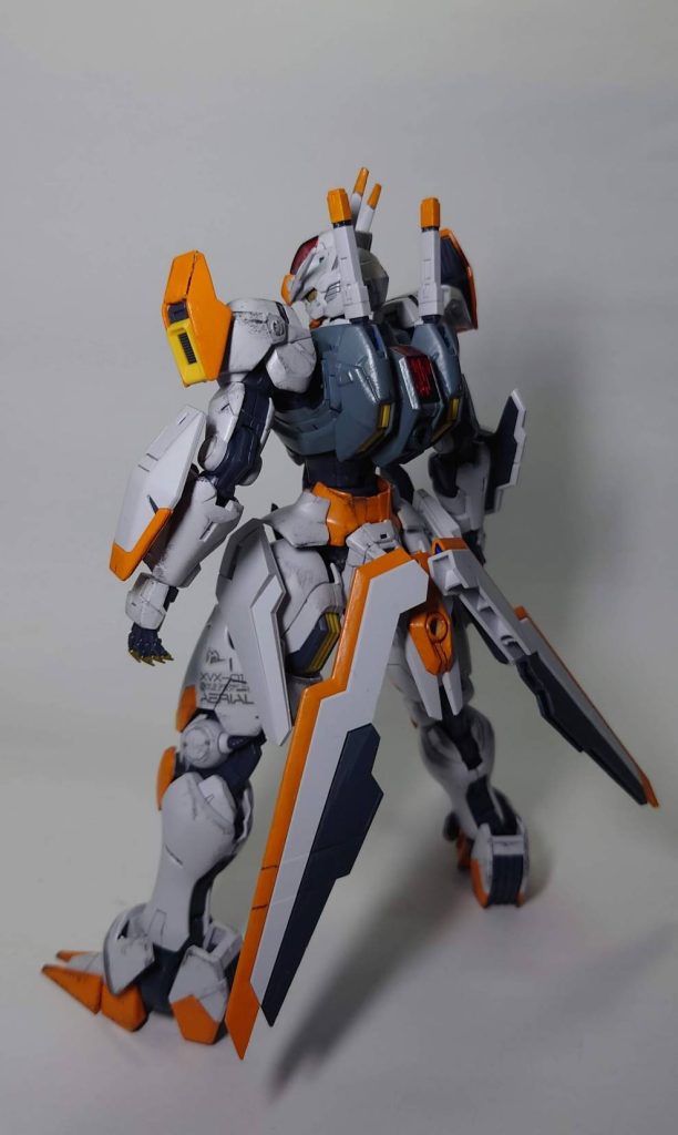 ビットオン時にも偏りがないよう配色しています。