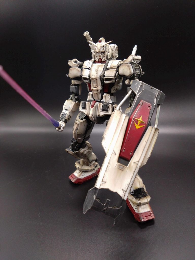 ビームサーベル持ちスケキヨ感。