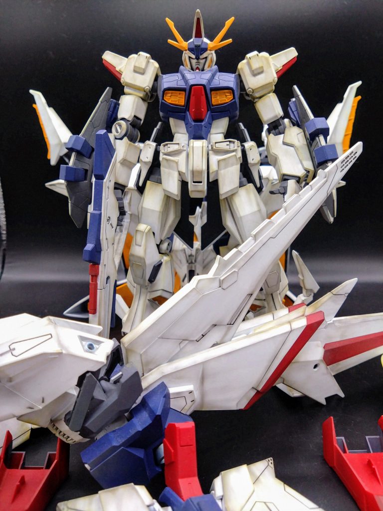 再び分離プラモデルでくっつけるの大変なのに連邦軍の整備士は合体させるのもっと大変なんだろなぁ、特に足回り。