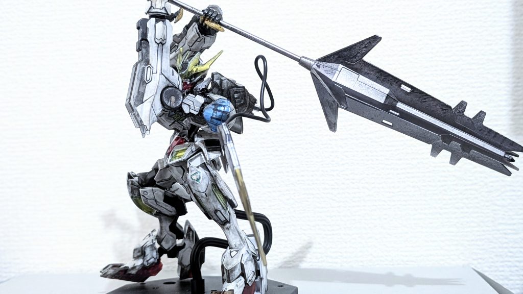 偏見だけど三日月はみんなでモンハンやったら真溜め斬りをピンポイントで当てる役ばっかりやらされそう