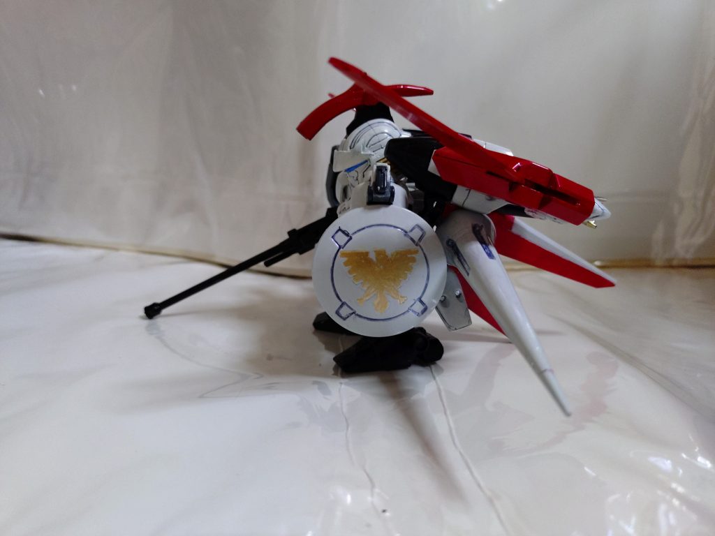 トールギスといえばシールドとドーバーガン1/144のものをそのまま使いました