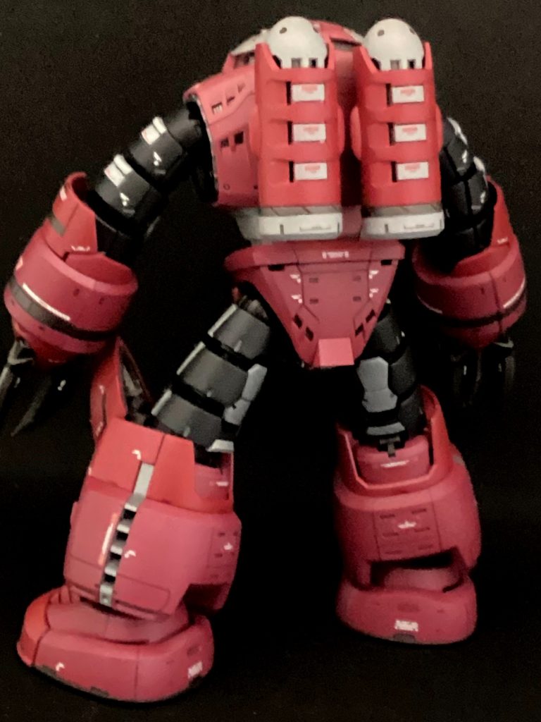 色分けは赤系だけでも4色、黒系(グレー含む)でフレームを含めると5色程度使用しました。