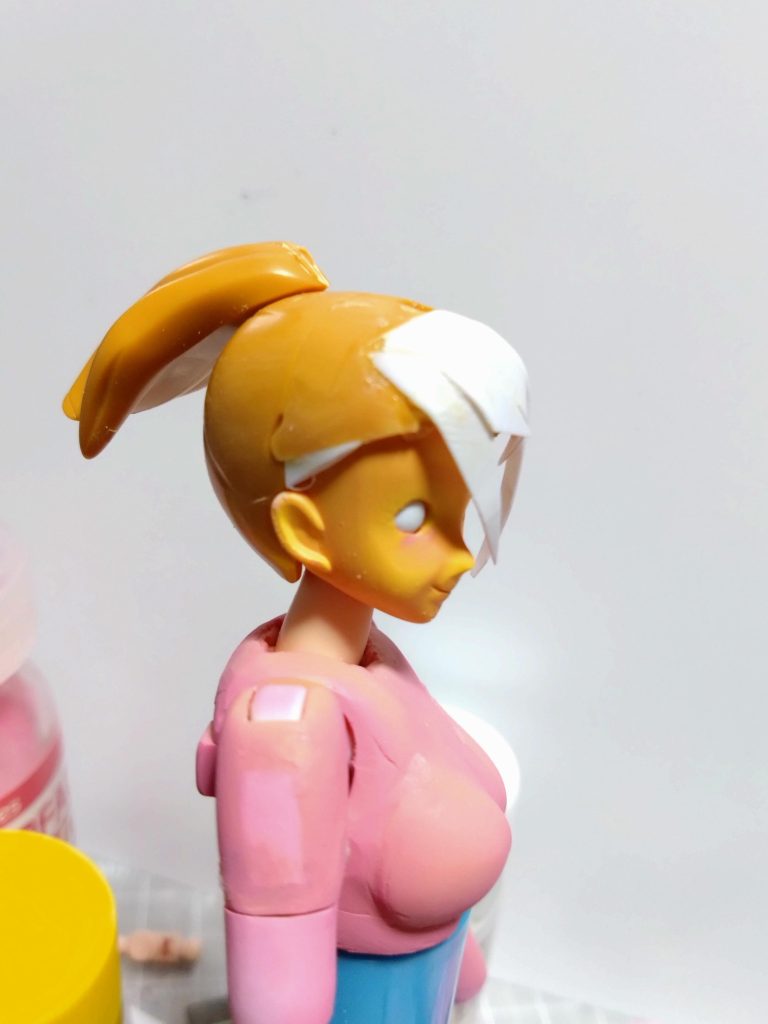 制作決めてからの髪型が難しかったです。いつもより厚い1mmプラ板を組み合わせて制作しました。ポニーテールも裏にポリキャップ固定して位置を若干上にしてます。