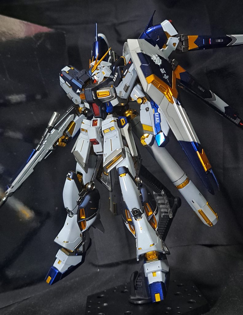 RG Hi-νガンダムゴールドフレーム–5枚目/制作者：Nessa