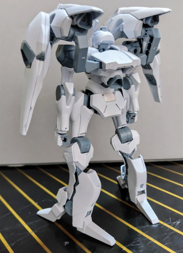ほぼ無加工な背面( ̄▽ ̄;)