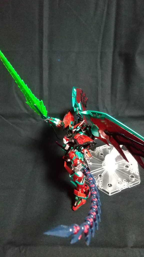 しっぽ=エピオンシールドは、他ではない奴なのでなんか斬新！ビルドとかする時に使いたい奴だ！って感想です。