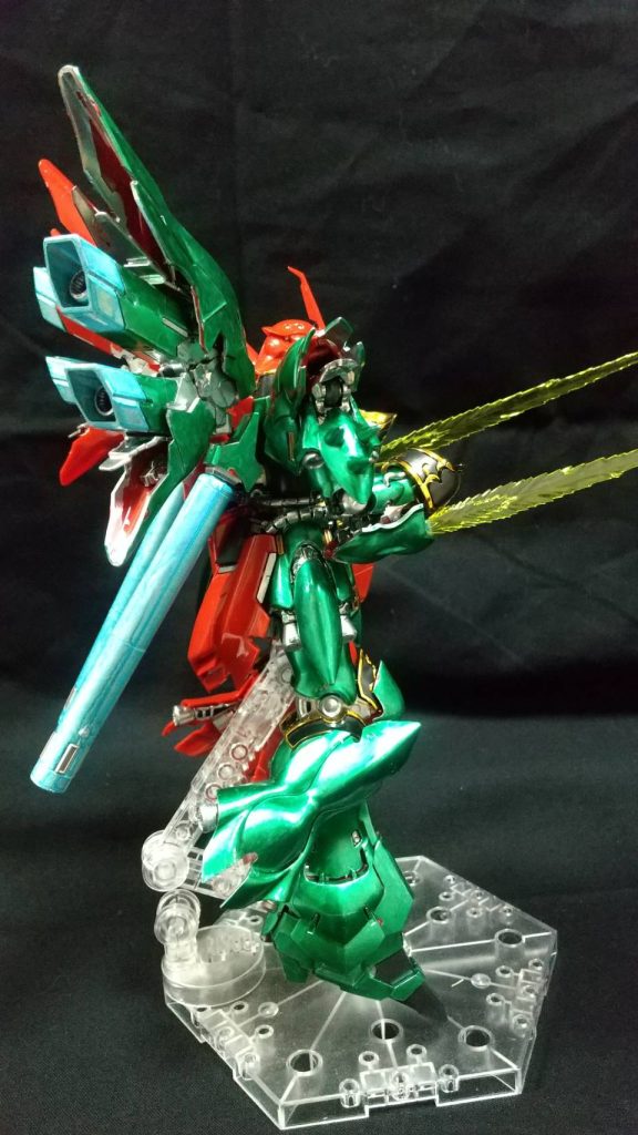 緑側も素敵。全身緑や青にすると、、、ケンプファ的に見えてこなくもない。