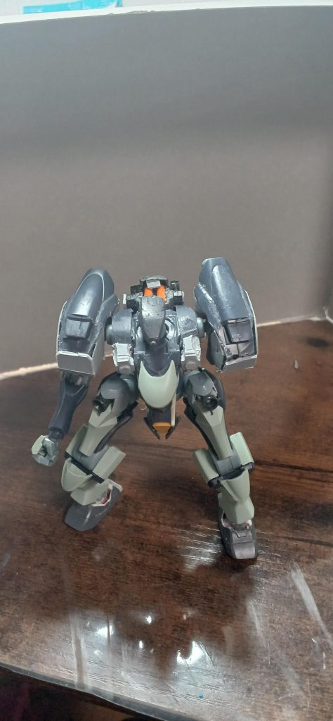 プロローグではカタクラフトを撃破したのち、エネルギー砲台にアサルトアーマーを使用し、その役目を終えました