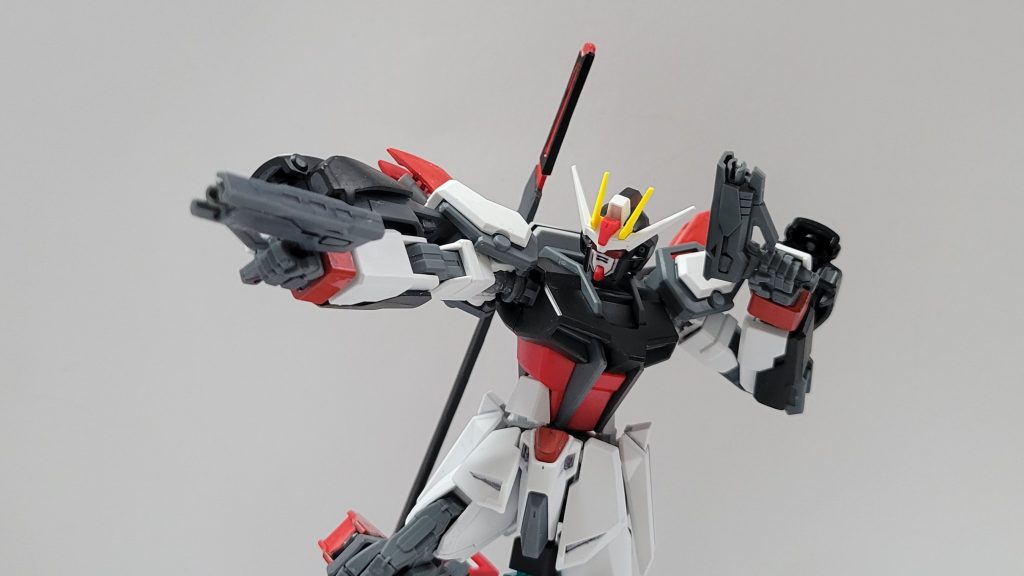 メイン武器は相変わらず2丁のビームガン。エネルギーの消費が少ないらしいのでバンバン撃ちまくりましょう。