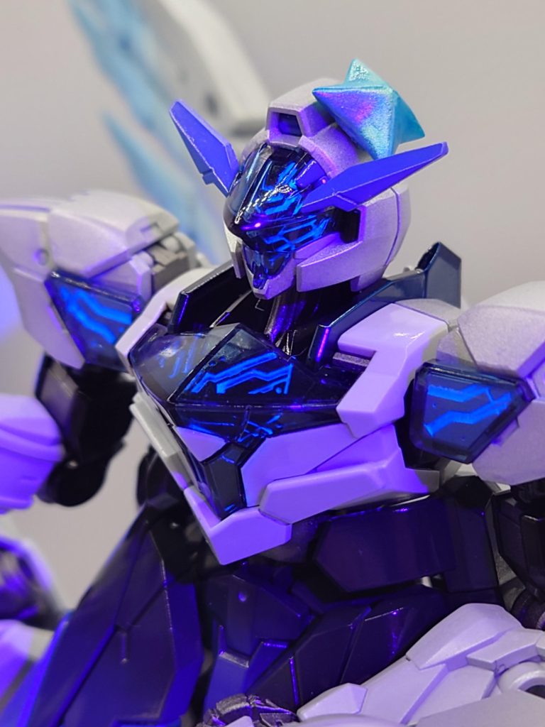 シェルユニットは蛍光塗料で発光😎