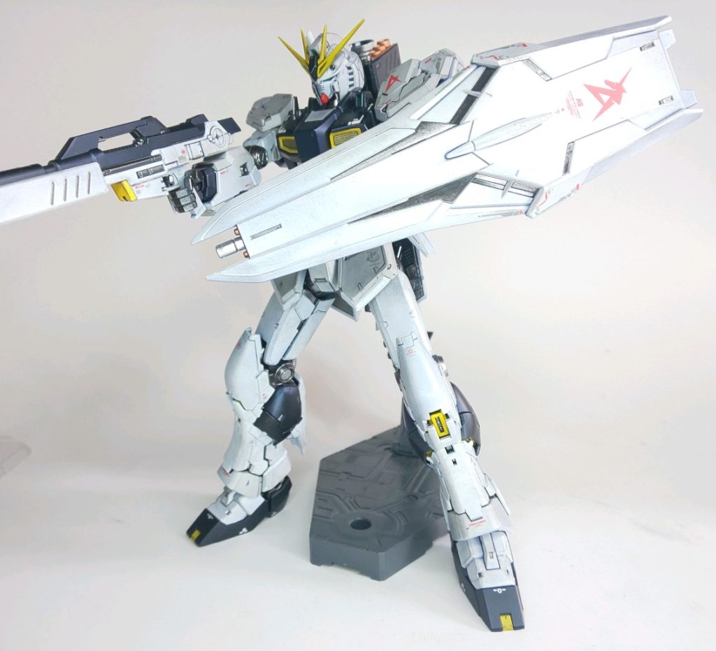 RGνガンダム–4枚目/制作者：タクミ