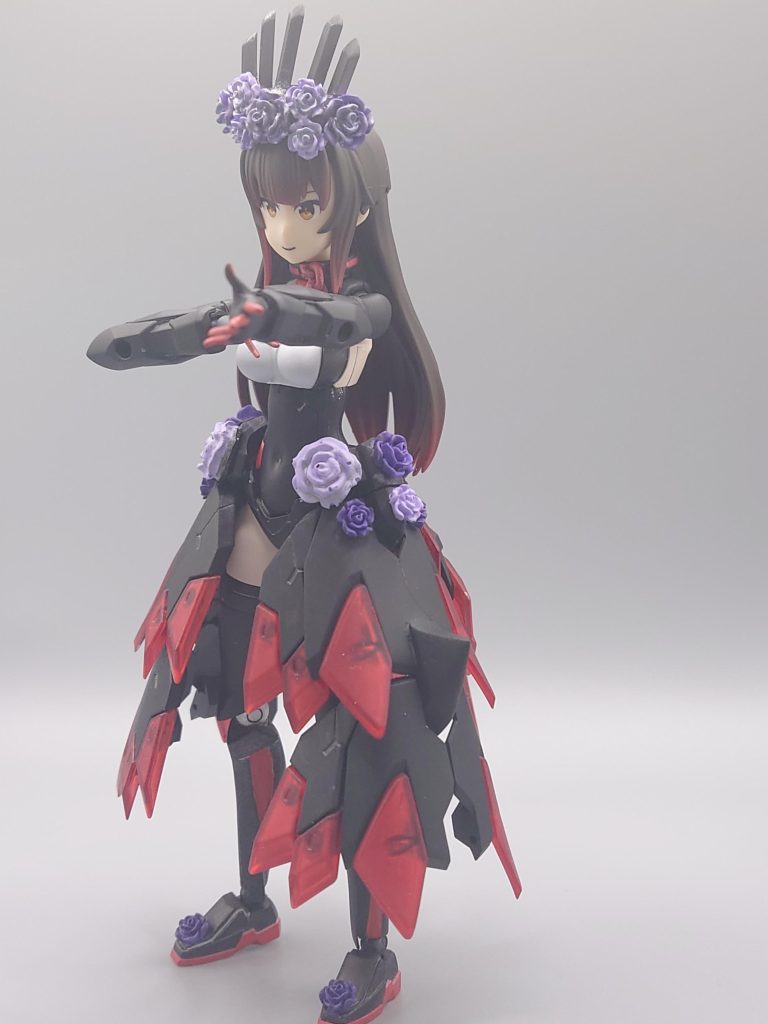 ・頭のベールはネオジムを入れて簡単着脱可能にしました