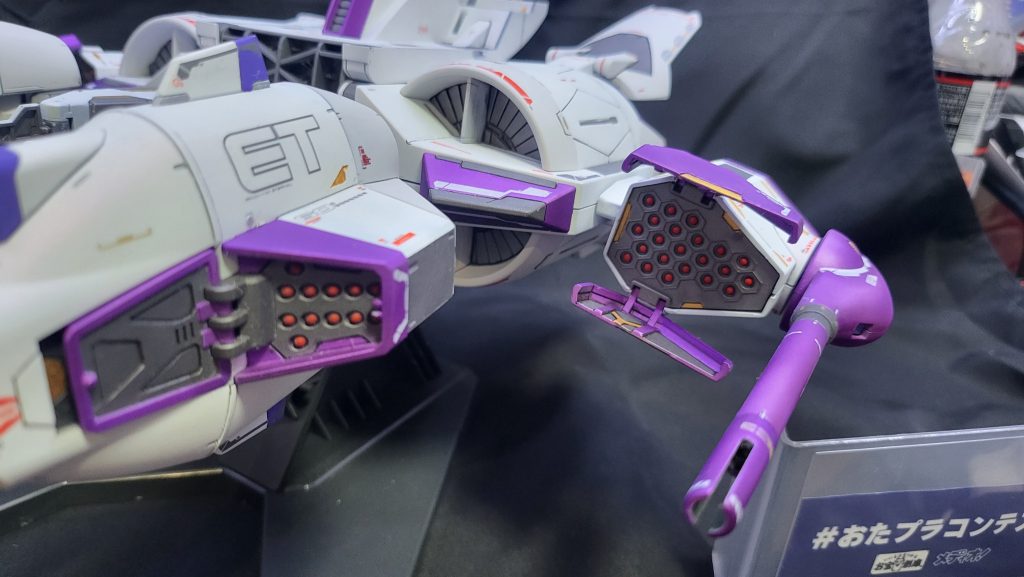 ミサイルの塗り分けはかーなり大変でした(^o^;)