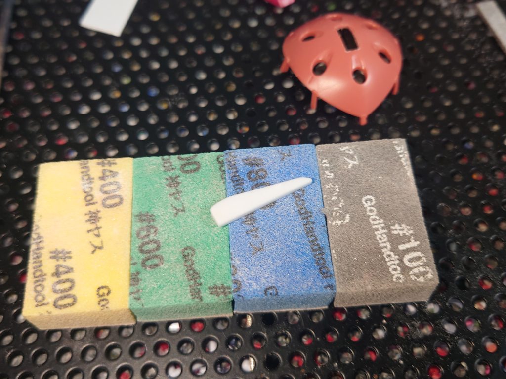 プラ版から角の生成中の写真。