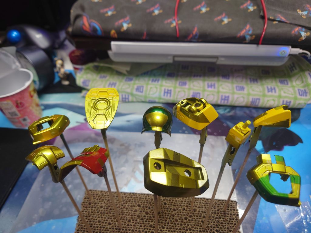 今回は、迷彩キャンディにしたくて、色んなテストピースを作ってたんですが、本番に生かせなかったような・・。