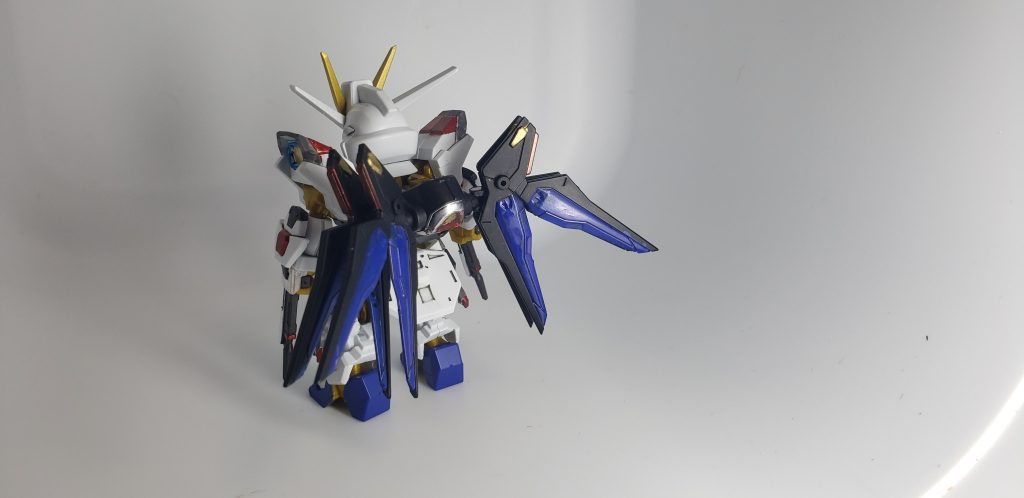 食玩 モビリティジョイントvol,8 ストライクフリーダムガンダム二式 筆塗り部分塗装–8枚目/制作者:きらひめ。