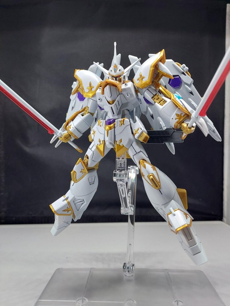 持たせる武器はシンプルにライフルとソードのみまあバックパックがボリューム満載なのでこれはこれでアリですね😃