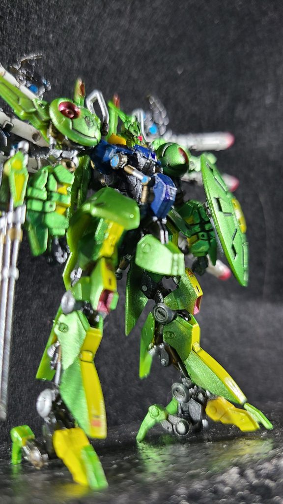 あおりで写真ですが…ピントが合いません(ФωФ;)