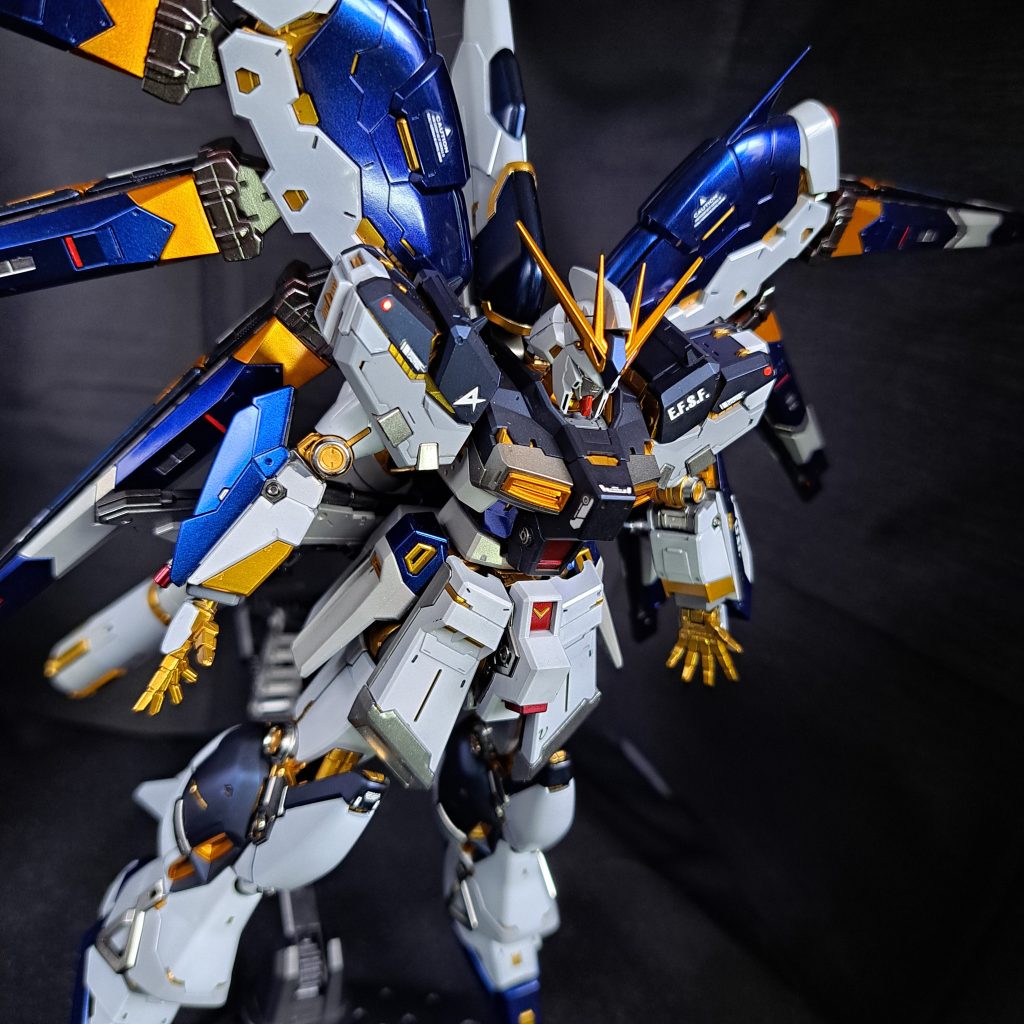 RG Hi-νガンダムゴールドフレーム