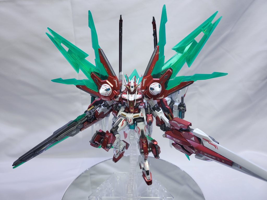 塗装はいつものメタリック塗装。トップコートは光沢仕上げ。