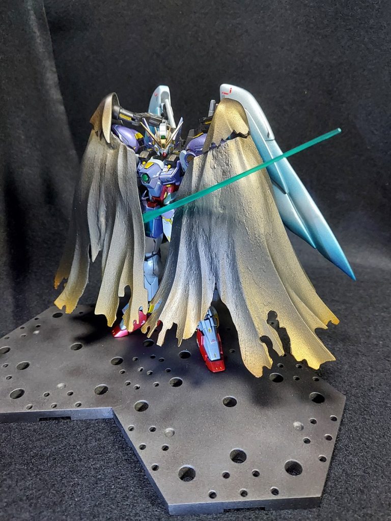 マントも制作しました