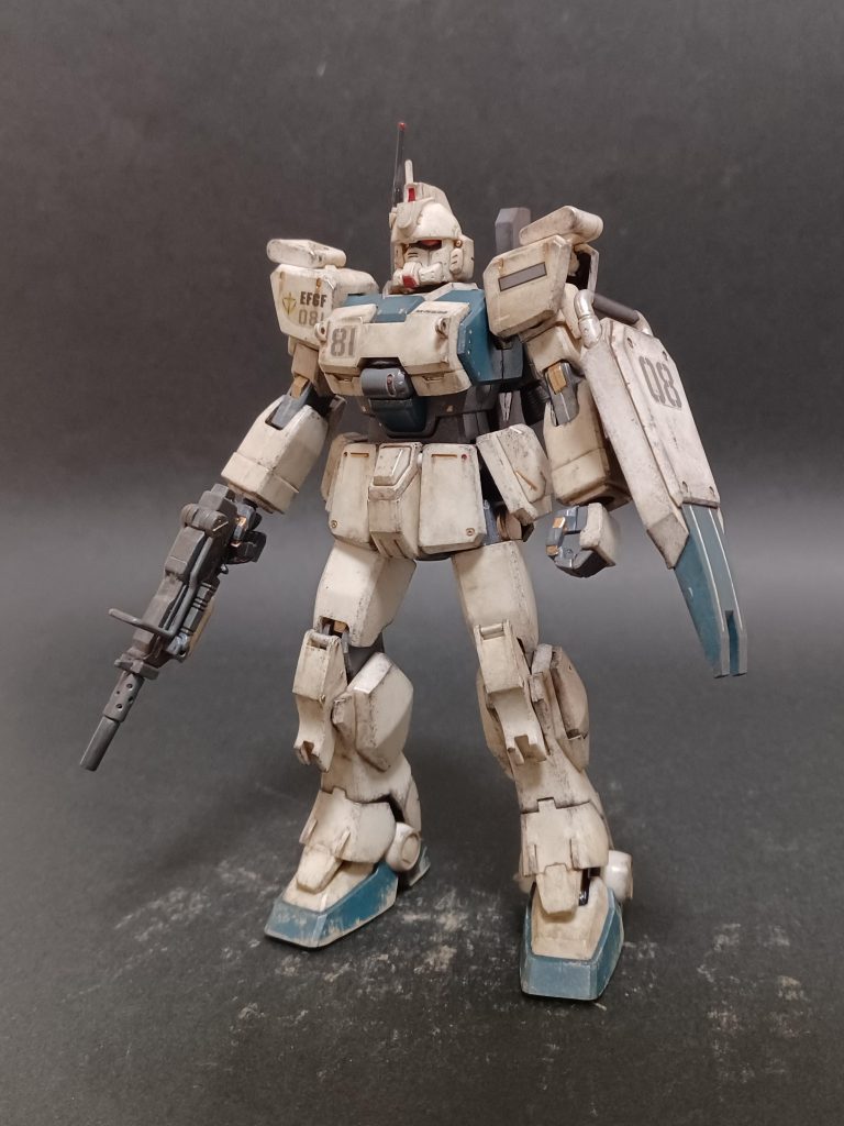 久し振りに過去作に向き合ったらさありゃま〜、腕の合わせ目が完全に消えてないのよ(笑)。ウェザリングでも誤魔化し切れてないのね💧