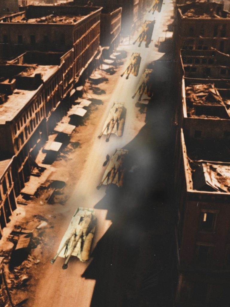 整備兵１「61も出張ってきてるじゃねぇか！？」整備兵２「えぇ！じ、じゃあ…」整備兵１「フクロの鼠ってこった…大人しく投降し…って連邦さんキッチリ囲って撃ってきやがる！捕虜なんてとる気ねぇって事か！？」整備兵２「ひ、い、嫌だ…し、死にたく…」整備兵１「残念ながらここまでってこった…」 遠くから風を切る音が聞こえる。それは音圧となって迫ってくる。