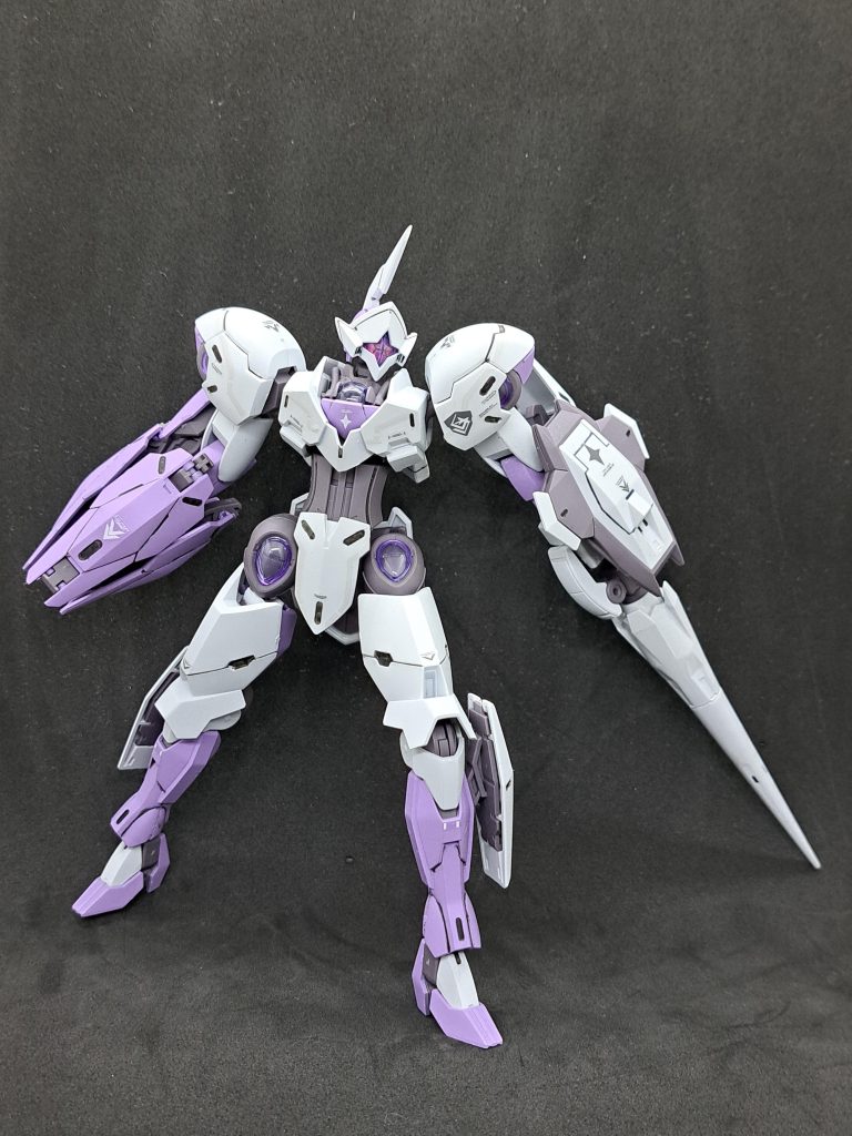 塗装はスプレーで大雑把に。