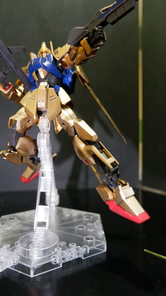 赤は全般的に筆塗りです。なのでムラあります。