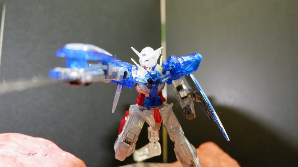 美味しいところをもっていく、主役機のエクシアさん。