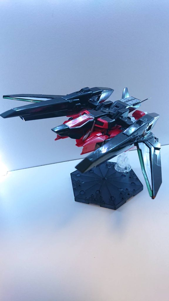 変形も支障なくすることができる。飛行中にライフルでも攻撃もできる。またTRANS-AM(トランザム)も問題なく発動可能。ただしマル―トモードは3人の超兵の力を必要とするためシンクロウでは使用ができない。さて次回は「ガンダムハルートアクセリアントライアル」です!お楽しみに~