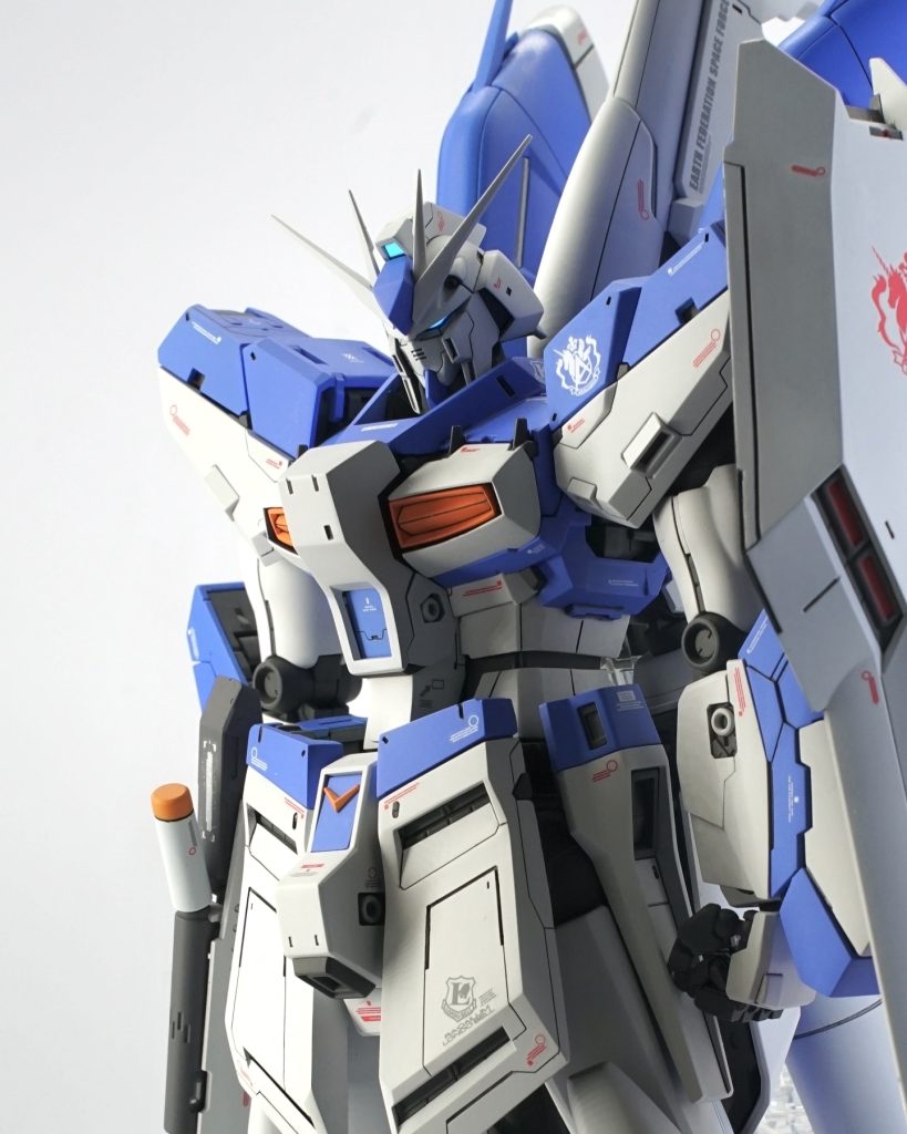 Hi-ν GUNDAM