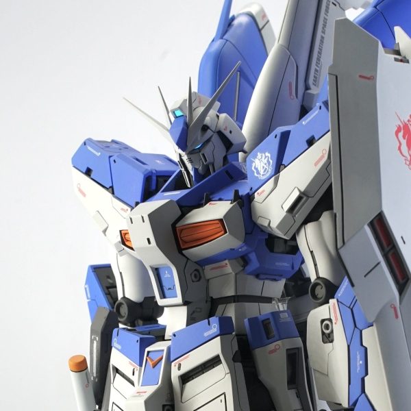 Hi-ν GUNDAM