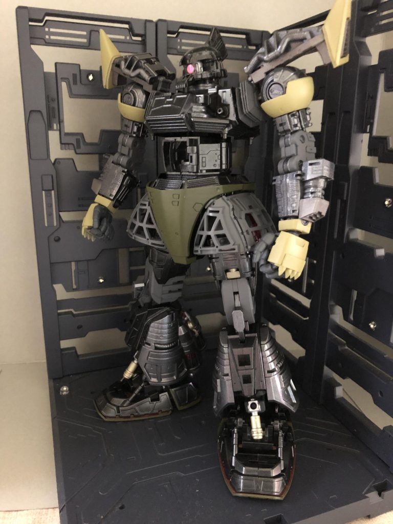 内部フレーム フロント!露出している内部フレームはグレー系に統一し、外装で隠蔽される内部フレームはメタリック系としてます。