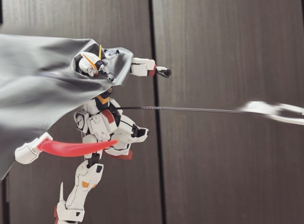 原作でやってたシザーアンカーでザンバスターぶん回すやつが大好きなんですけど、流石にキットでは再現できませんね〜