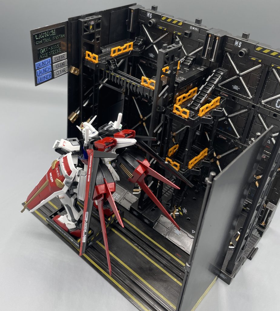 APUオンライン! カタパルト、接続! 進路クリアー! ストライク発進、どうぞ!!