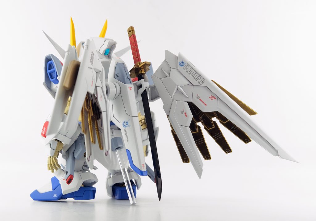 SDCSマイティーストライクフリーダム–3枚目/制作者：イタミテック