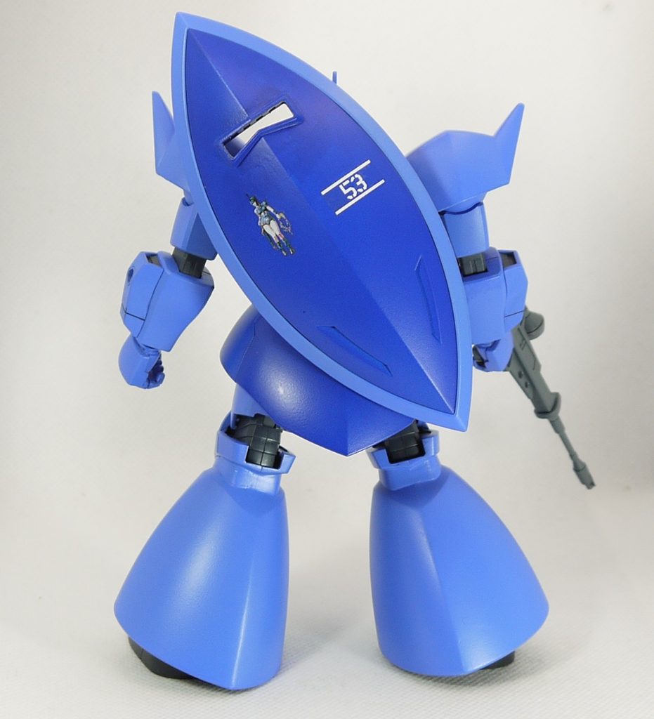 　見えないところは作らない主義なので、いつもは手を抜く足裏もちょっと塗り分けたりしています。