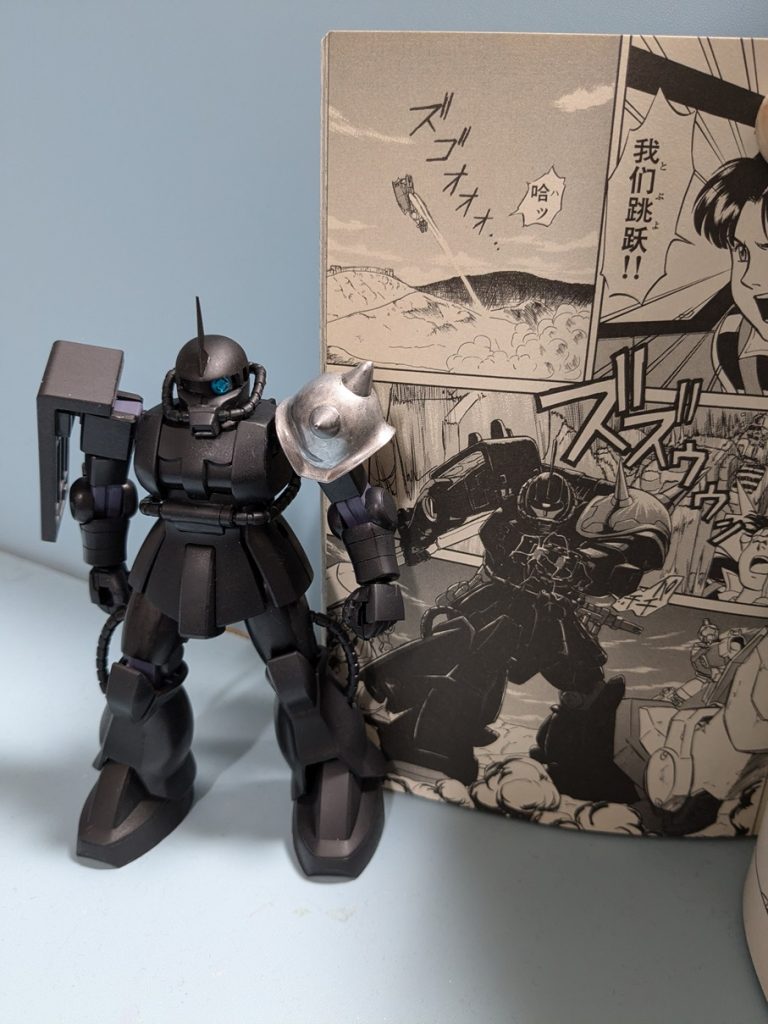 作中登場するザクは06Rみたいな足だったりするのでおそらく陸戦型高機動ザクなんだと思われますが、1年戦争の最初のほうは普通のザク乗ってただろうと思いますのであくまでそこらへんイメージということで('ω')ノ