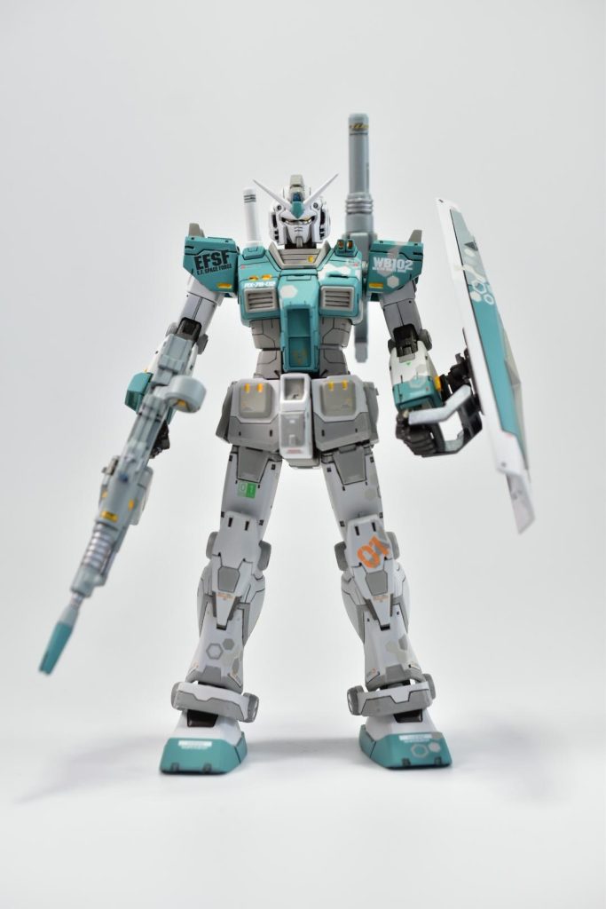 正面。迷彩はハイキューパーツのヘックス迷彩デカールを使用しました。