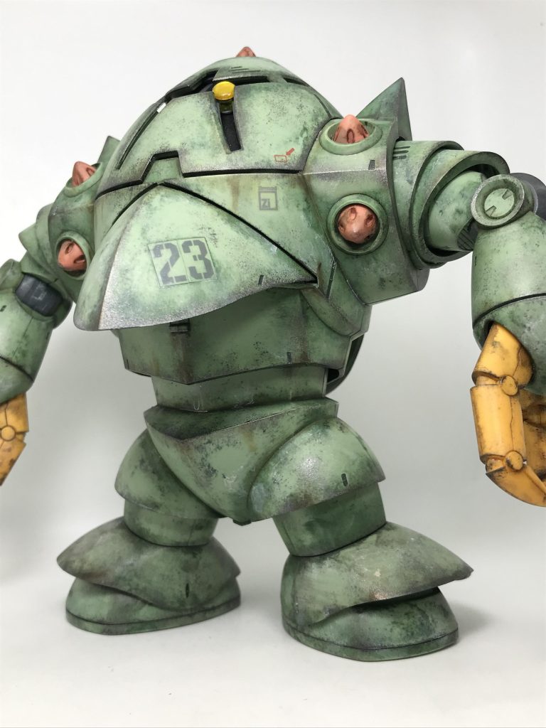 理由はデカくて高いのに…あまりカッコ良くないから😅ガンダム戦記に登場した四足のゾックはカッコよかったと思えるのですが…