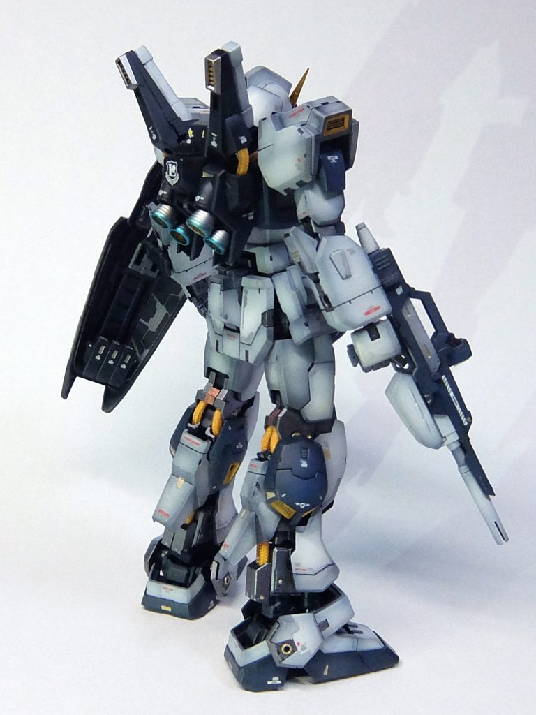 ガンダムMk-2（アムロ機）–3枚目/制作者：Shu-1-row