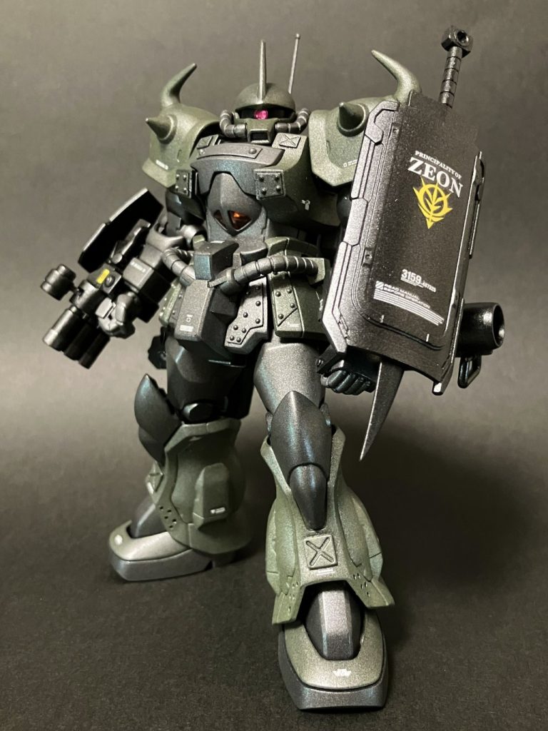 グフ（森林戦部隊）–2枚目/制作者：PIYOSUKE