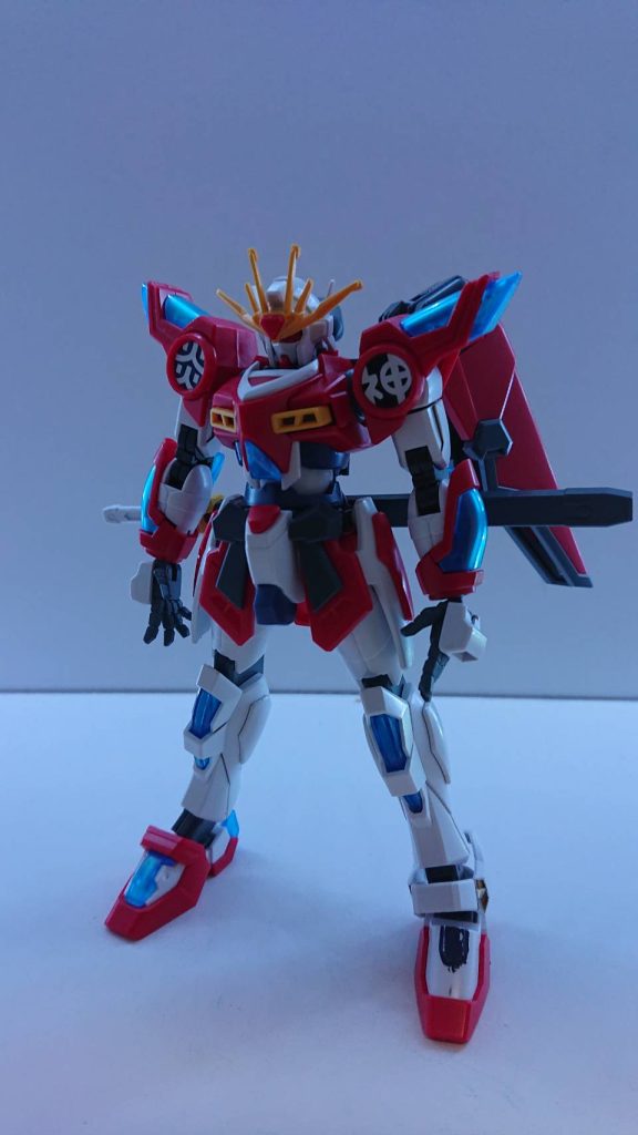 神バーニングガンダム炎カミキ・セカイが使用していた神バーニングガンダムを甥であるミワタリ・カイトが受け継ぎ、独自にカスタマイズした機体。基本的な姿は変わっていないが、曲線的な部分が減りビルドバーニングを思わせる形状の脚部などをしている。