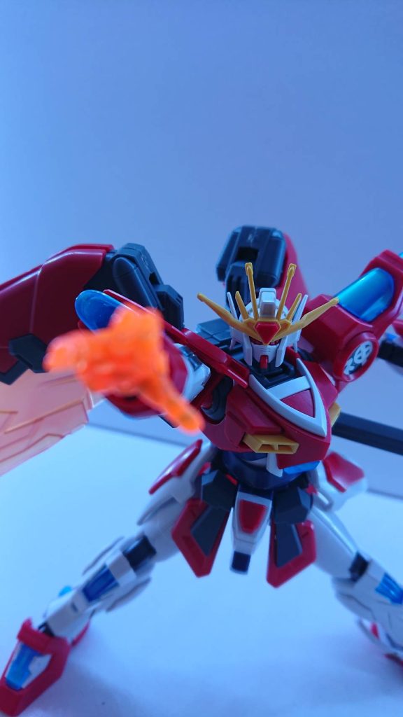 攻の型になることで通常使用不可の攻撃が可能。ゴットガンダムが使用する爆熱ゴットフィンガーを使うことができる。機体の全エネルギーを両腕部に一点集中すれば限界を超えた業火爆裂ゴットフィンガーを使用可能。自機が一時行動不可能になるが、敵機の損傷した部分へ莫大なエネルギーを送り込み、そのエネルギーに耐えきれない敵機は自爆する。