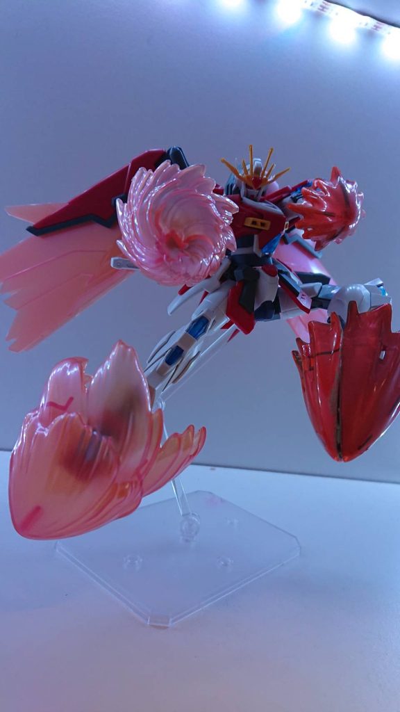 神バーニングガンダム炎の炎神バーニングバーストシステムを起動させることで、カイトが作り出した4つの技を組み合わせた、次元覇王流・炎神炸裂拳蹴を使うことができるようになる。