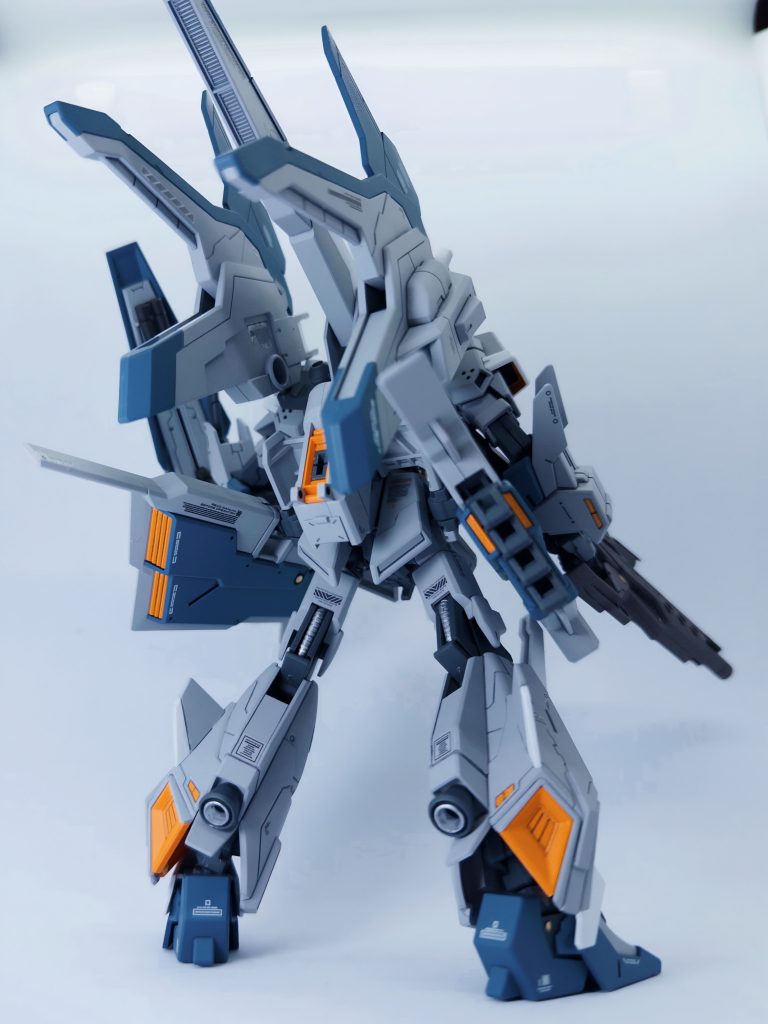 おまけ2 後ろ姿のあおり絵腰アーマー接続部分はこんな感じです