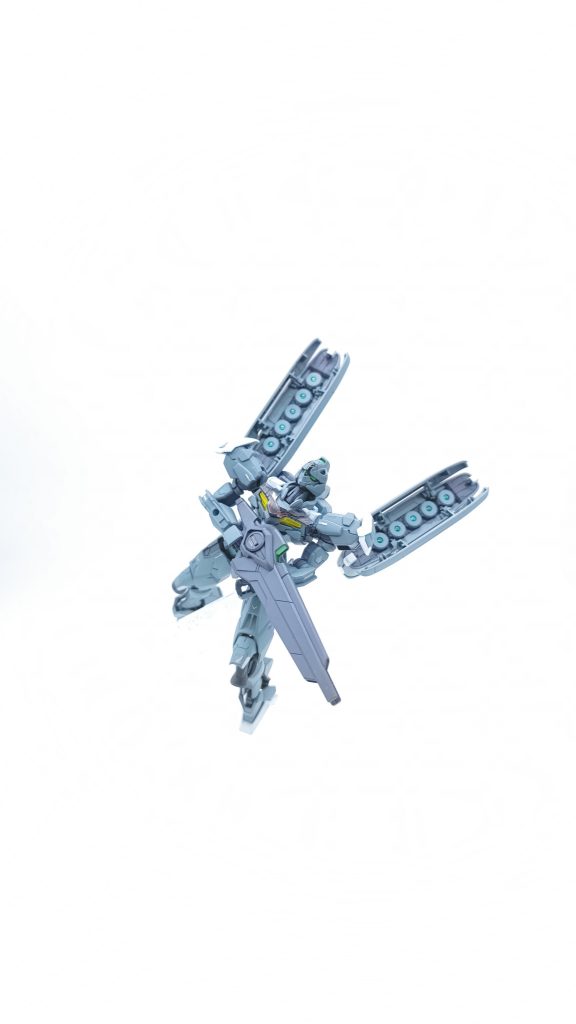 作りやすく、クオリティの高い、ディープなガノタから人気のある「ルブリス量産試作モデル」、再販予約があった際は買ってみて損はないですね。…財団Bは、ガンドノートと水星の魔女 MS拡張パーツセット1を早いとこ再販してくれ。